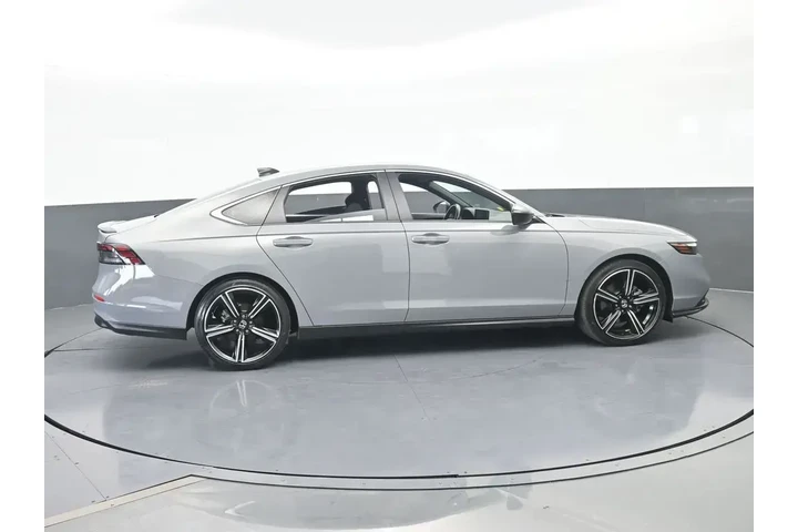 $27000 : Honda Accord Hybrid 2024 Spo image 7