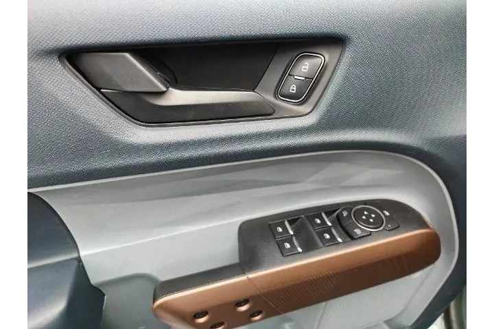 $26793 : Ford Maverick 2022 AWD XL 4d image 10