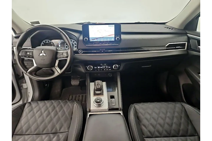 $26998 : Mitsubishi Outlander 2022 SE image 9
