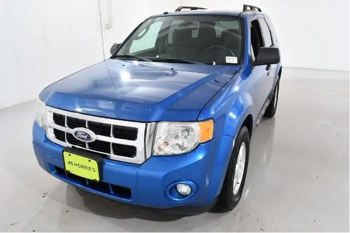 $4955 : Ford Escape 2012 XLT 4dr SUV image 2