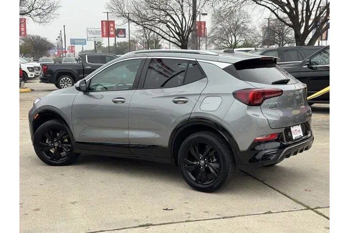 $25874 : Buick Encore GX 2025 Sport T image 10