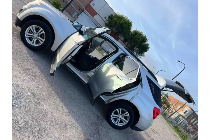 $10500 : 2015 Equinox LT image 8