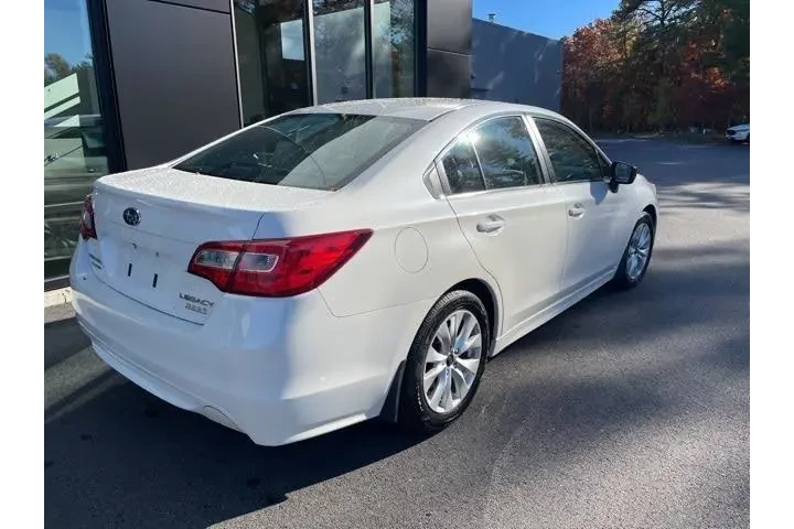 $13500 : Subaru Legacy 2017 AWD 2.5i image 6