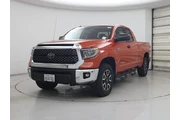 $39998 : Toyota Tundra 2018 4x4 SR5 4 thumbnail