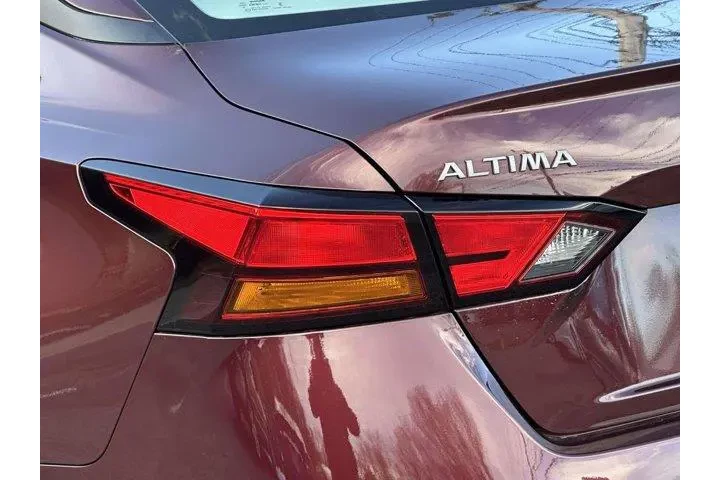 $17495 : Nissan Altima 2024 AWD 2.5 S image 8