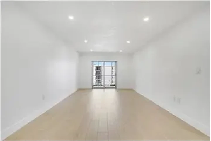 $2400 : Rental property with 2 bedro image 8