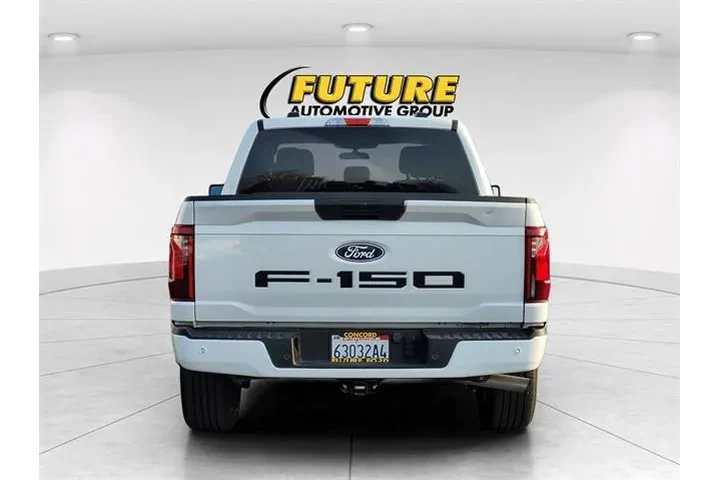 $32688 : Ford F-150 2024 4x2 STX 4dr image 8