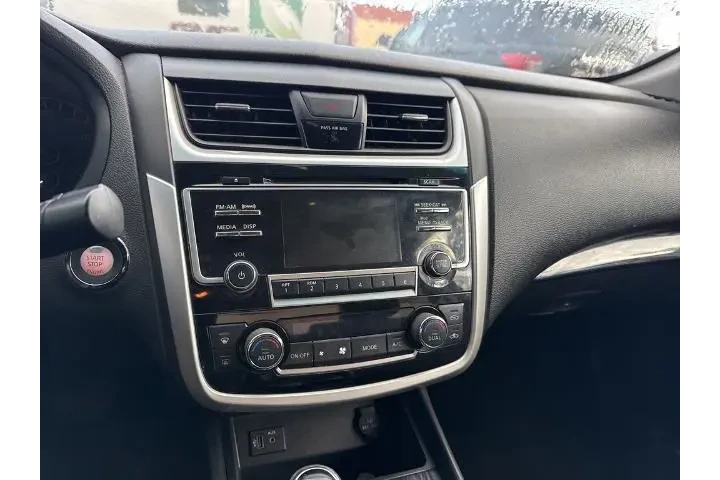 $15615 : Nissan Altima 2018 2.5 SL 4d image 7