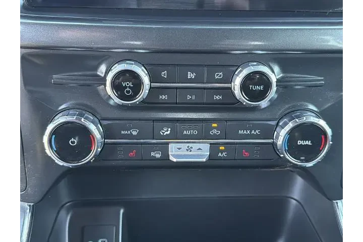 $38278 : Ford F-150 2022 4x4 XLT 4dr image 8