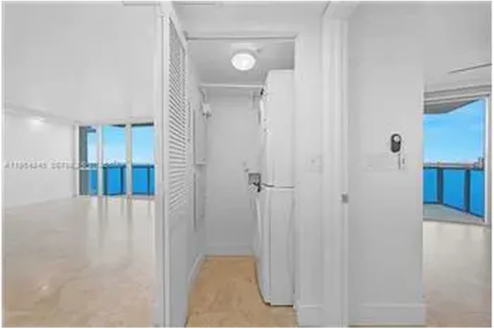 $4200 : Rental property with 1 bedro image 10