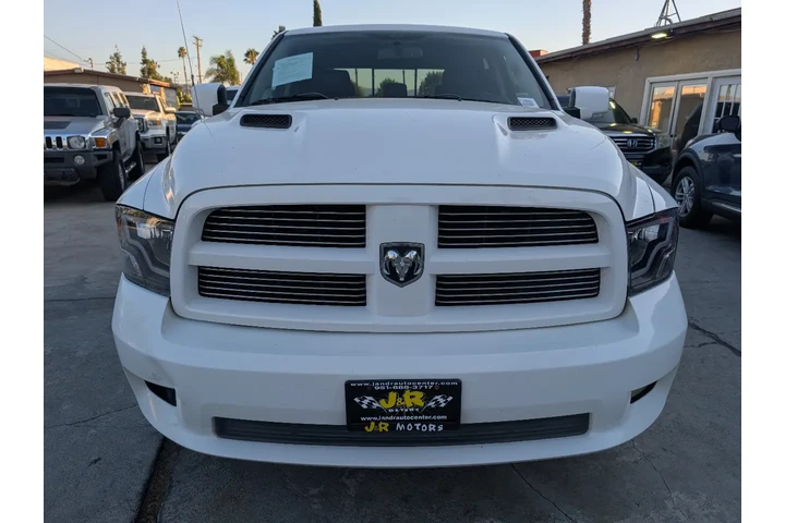 $12995 : 2010 RAM 1500 ST Crew Cab 2WD image 2