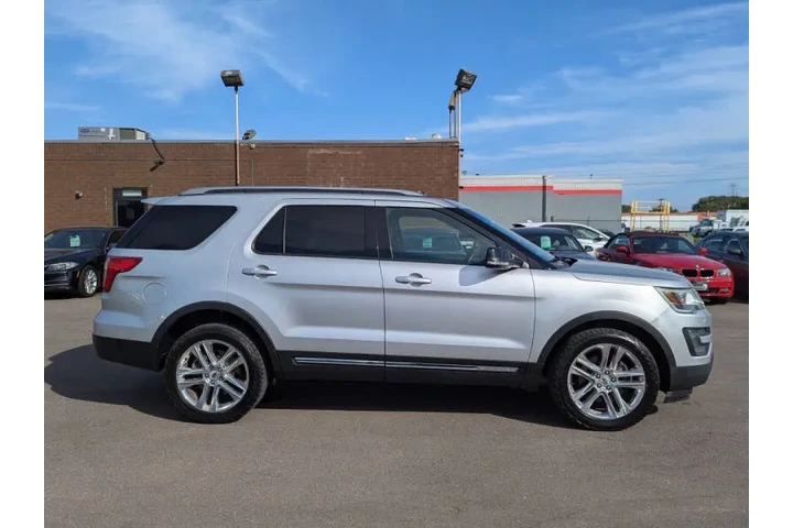 $14985 : 2016 Explorer XLT image 6
