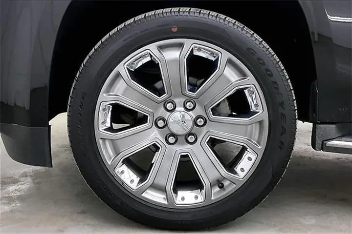 $17490 : GMC Yukon 2016 4x4 SLT 4dr S image 10