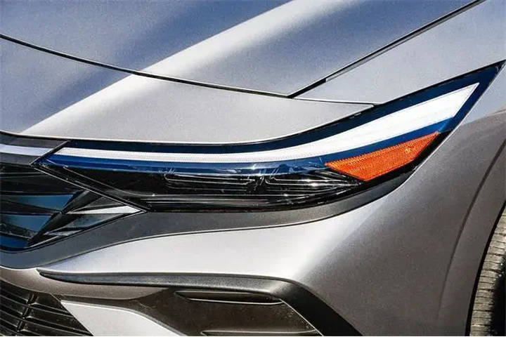 $20991 : Hyundai ELANTRA 2025 SEL Spo image 8