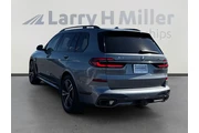 BMW X7 2023 AWD xDrive40i 4d thumbnail