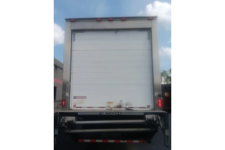 2018 FREIGHTLINER 26FT REEFER image 8