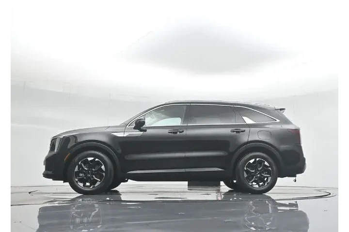 $31000 : Kia Sorento 2025 S 4dr SUV image 8