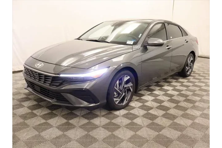 $25085 : Hyundai ELANTRA Hybrid 2025 image 1