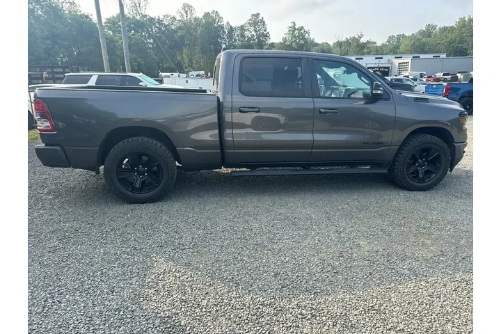 $32250 : Ram 1500 2022 4x4 Big Horn 4d image 8