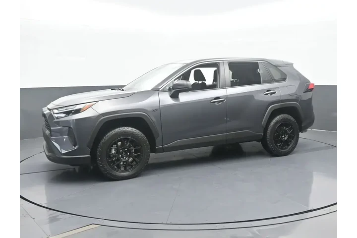 $22991 : Toyota RAV4 2023 LE 4dr SUV image 2