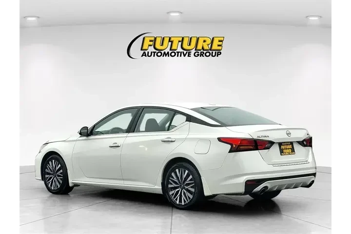 $21997 : Nissan Altima 2023 2.5 SV 4d image 6