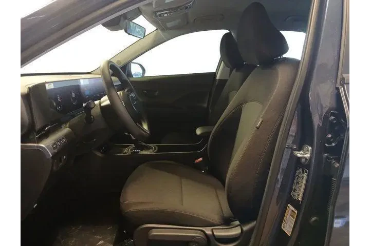 $24888 : Hyundai KONA 2026 SE 4dr SUV image 9