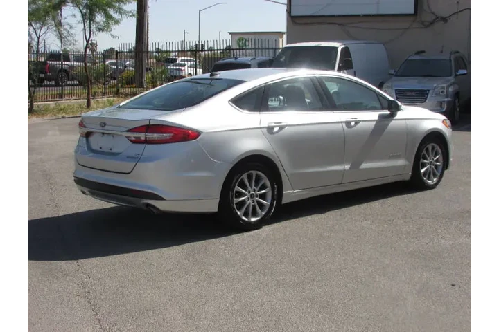 $9995 : 2017 Fusion Hybrid SE image 3
