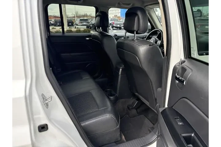 $11217 : Jeep Patriot 2017 4x4 Sport image 6