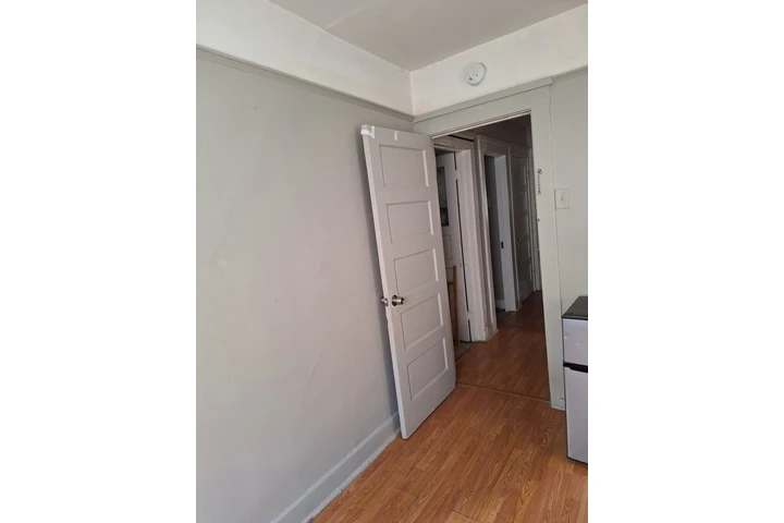 $900 : Cuarto en Long Beach image 4