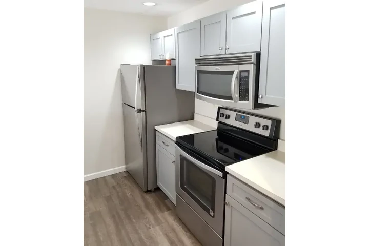 $1100 : Whittier todas las comodidades image 4