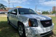 $19995 : 2013 GMC Yukon XL SLT thumbnail