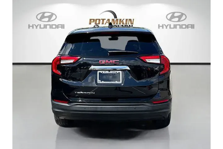 $19233 : GMC Terrain 2023 SLE 4dr SUV image 6