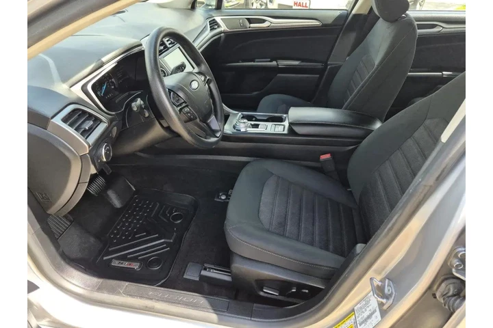 $18301 : Ford Fusion 2020 SE 4dr Seda image 10