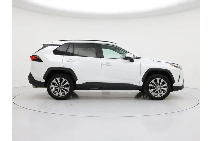 $34998 : Toyota RAV4 2024 AWD XLE Pre image 7