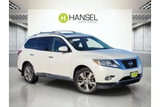 Nissan Pathfinder 2013 4x4 S en Santa Rosa