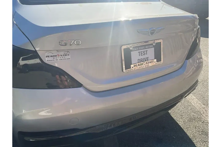 $16985 : Genesis G70 2019 AWD 2.0T Ad image 9