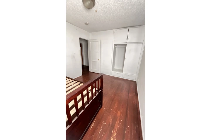 $900 : Rento cuarto  entre la Downey/ image 3