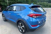 $15117 : PRE-OWNED 2016 HYUNDAI TUCSON thumbnail