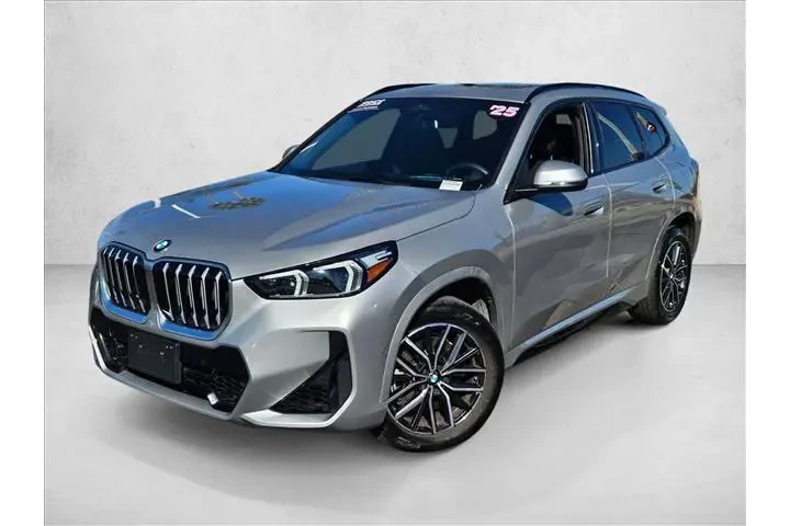 $34246 : BMW X1 2025 AWD xDrive28i 4d image 1