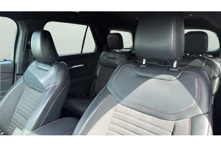 $38945 : Ford Explorer 2025 ST-Line 4 image 10