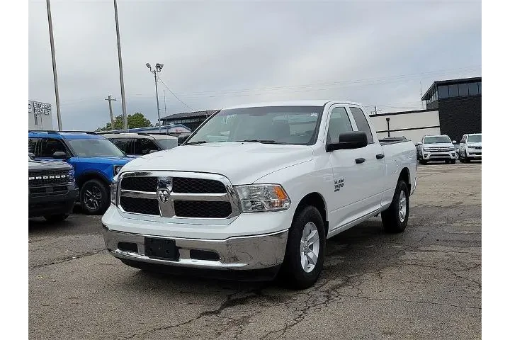 $27937 : Ram 1500 Classic 2024 4x2 SL image 2