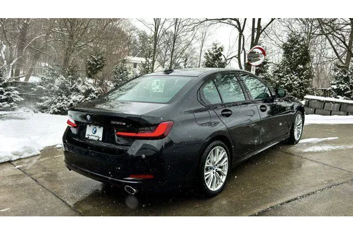 $25500 : BMW 3 Series 2023 AWD 330e x image 10