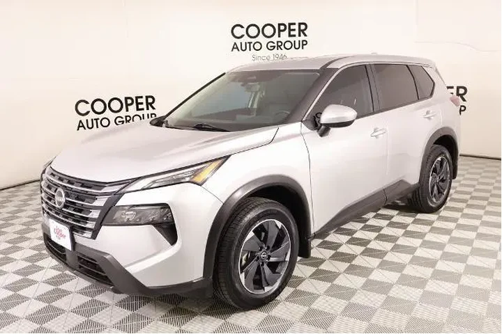 $23138 : Nissan Rogue 2024 SV 4dr Cro image 9