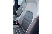 $29700 : Volkswagen Golf GTI 2024 SE thumbnail