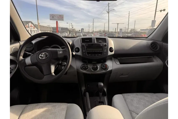 $8299 : 2011 RAV4 image 5