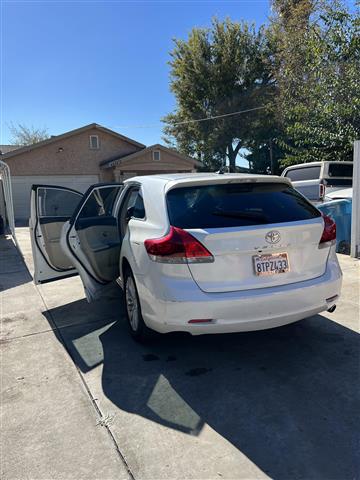 $11000 : Toyota Venza 2015 image 3