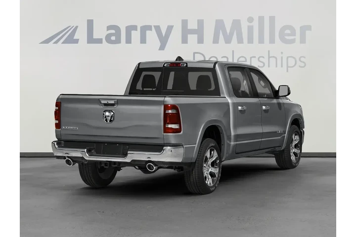 $35546 : Ram 1500 2021 4x4 Laramie 4d image 2