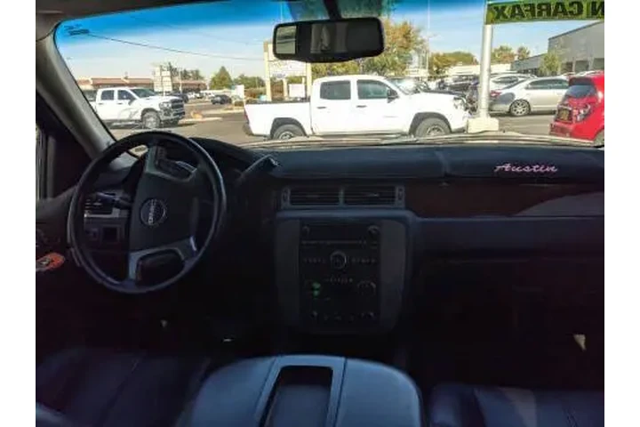 2013 GMC Yukon SLT image 6