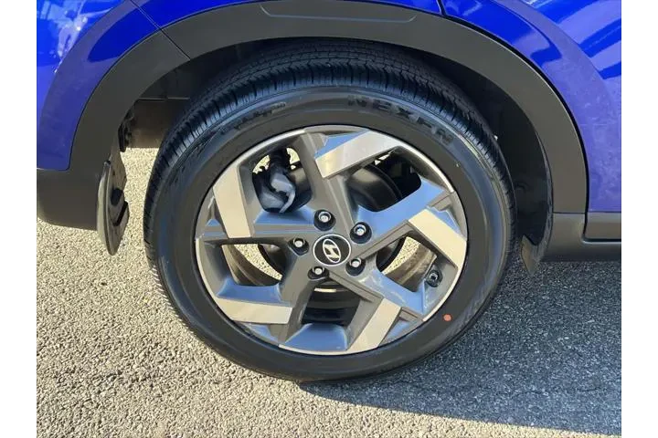 $19588 : Hyundai VENUE 2024 Limited 4 image 7