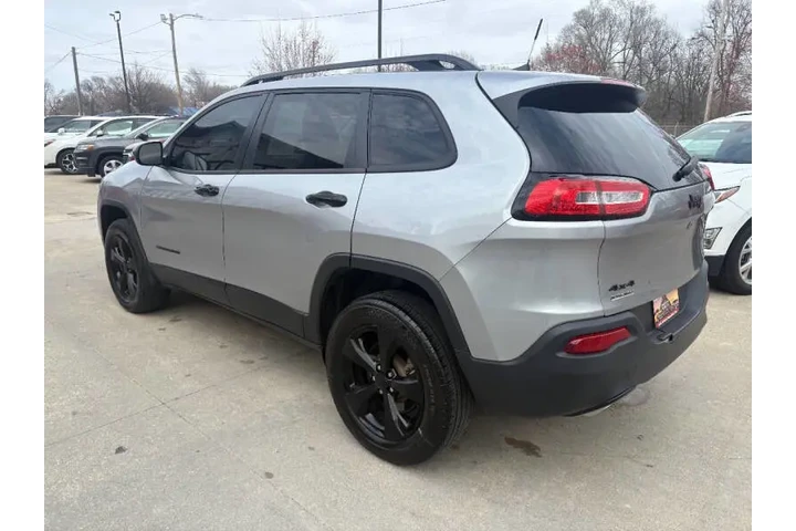 $8950 : 2016 Cherokee Latitude image 7